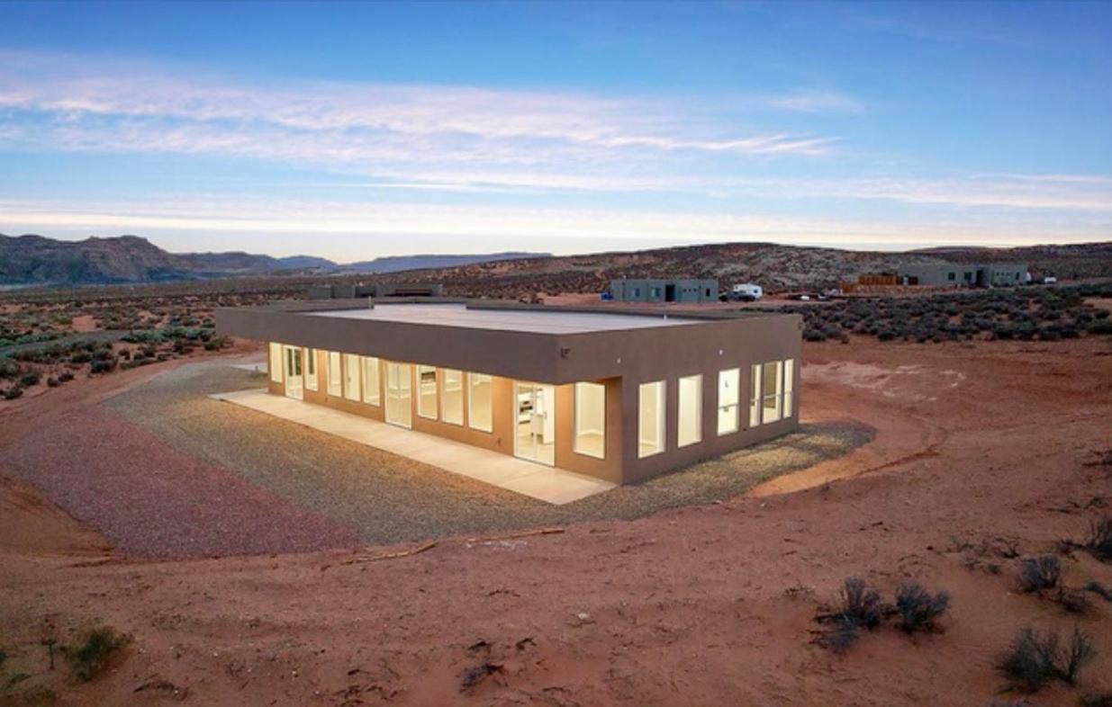 Page Arizona Border Town- Grand Serenity Room With Mesa Views Big Water Εξωτερικό φωτογραφία